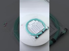 OM3 SM MPO ब्रेकआउट केबल पीवीसी/एलएसजेडएच जैकेट फॉर एमटीपी पैच पैनल