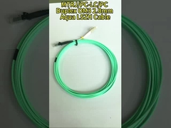 एससी - एससी बहु-मोड ऑप्टिकल फाइबर पैच कॉर्ड डुप्लेक्स लाल / काले जूते OM4 50/125