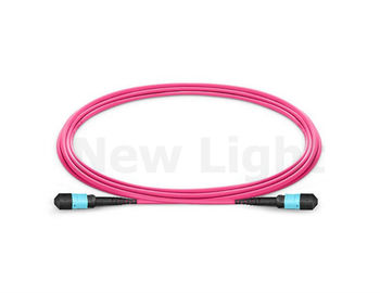 12 कोर OM4 MPO MTP पैच कॉर्ड जिसमें 3.0mm LSZH मैजेंटा केबल और महिला कनेक्टर है